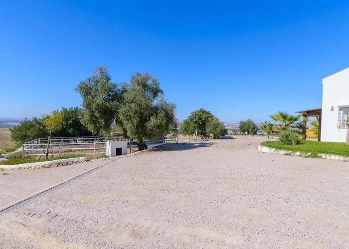 Finca Las Encinillas Arcos de la Frontera by Ruralidays